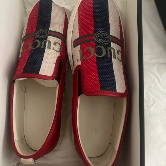 Gucci - Picture 3 of 3